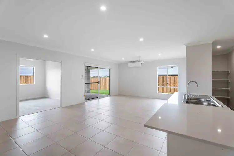 Second view of Homely house listing, 20 Katherine Way, Nikenbah QLD 4655