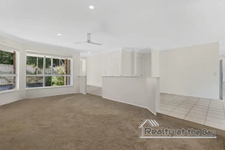 2/487 Pine Ridge Road, Runaway Bay QLD 4216