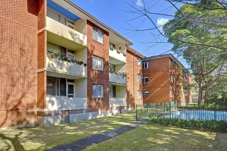 9/15 Sherbrook Road, Hornsby NSW 2077