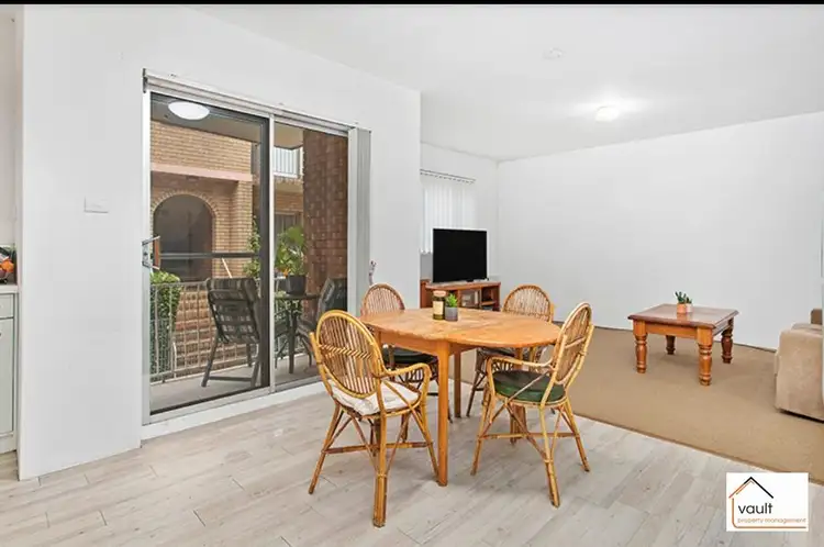 2/11 Mercury Street, Wollongong NSW 2500