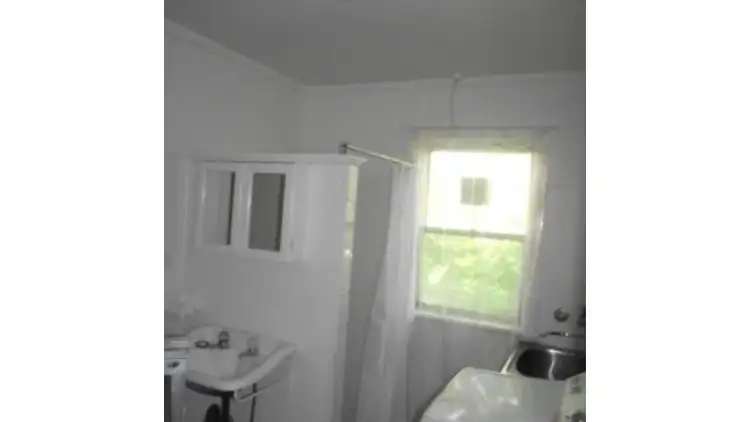 Second view of Homely unit listing, 2/144 Mann St, Armidale NSW 2350