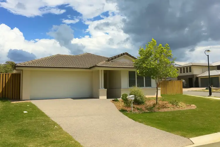 1 April Crescent, Bridgeman Downs QLD 4035