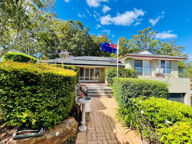 15 Janine Close, Lisarow NSW 2250