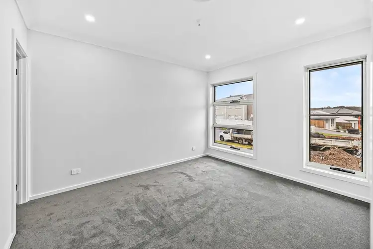 Fourth view of Homely house listing, 8 Ellipse Circuit, Chisholm NSW 2322