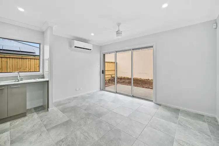 Third view of Homely house listing, 8A Ellipse Circuit, Chisholm NSW 2322