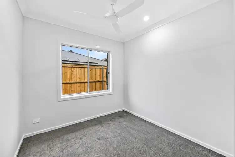 Fifth view of Homely house listing, 8A Ellipse Circuit, Chisholm NSW 2322