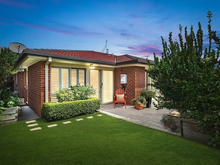 2/6 Marou Place, Ngunnawal ACT 2913