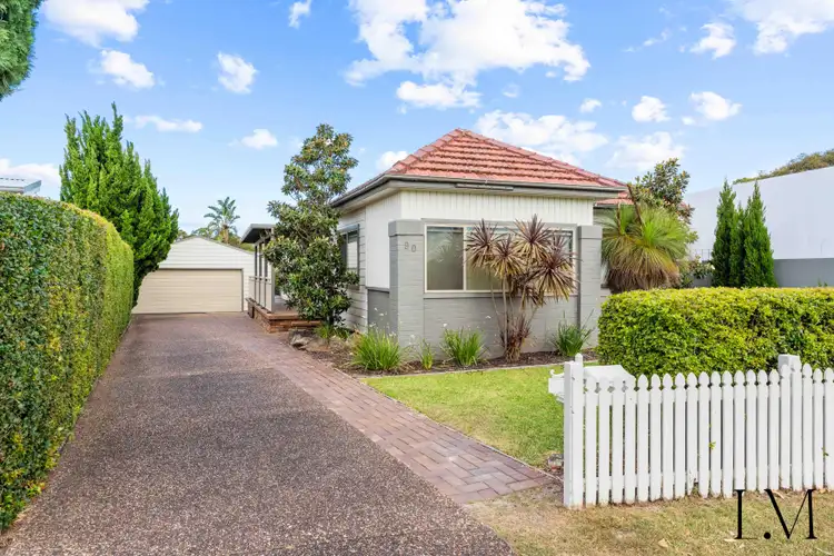 90 Lonus Avenue, Whitebridge NSW 2290