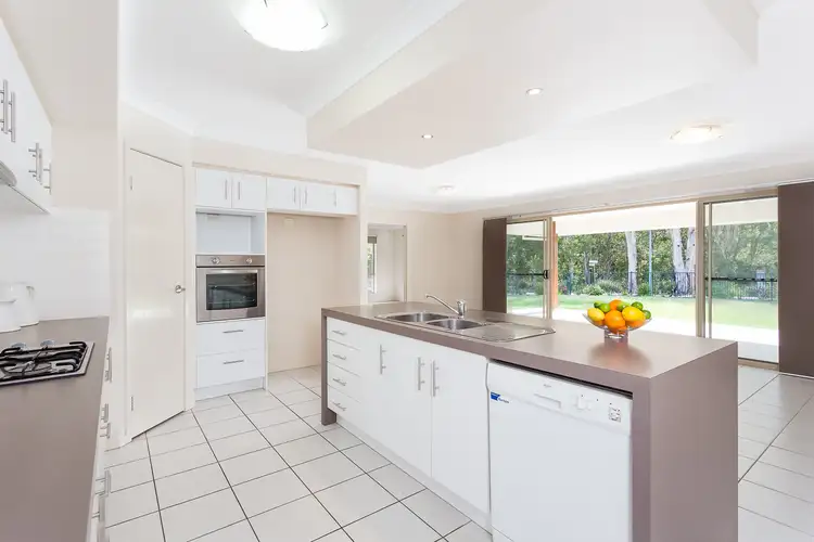 19 Syracuse Street, Redland Bay QLD 4165