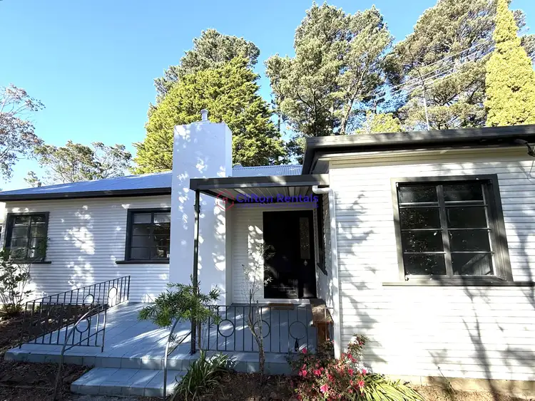 8 Heath St, Blackheath NSW 2785