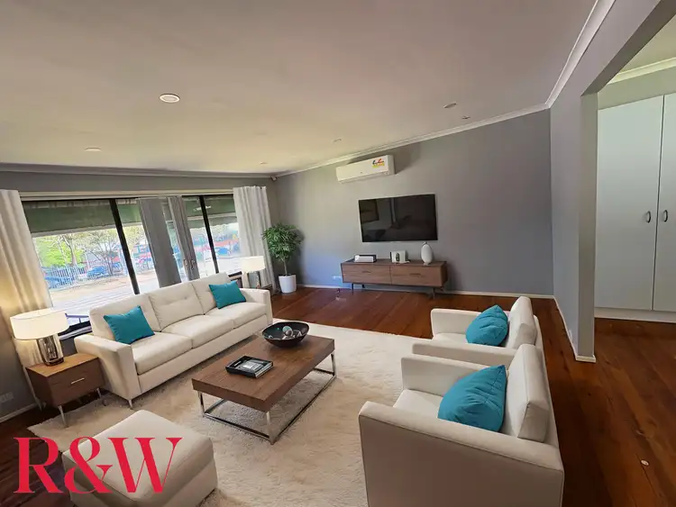 28 Woodhouse Drive, Ambarvale NSW 2560