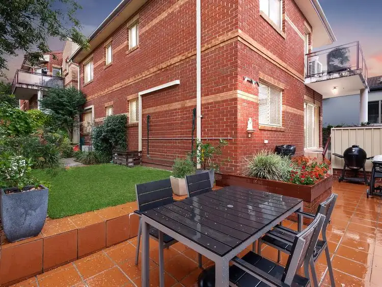 3/70 Hampden Road