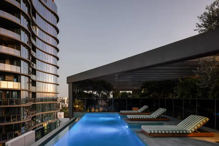 802/4 Edmondstone Street, South Brisbane QLD 4101