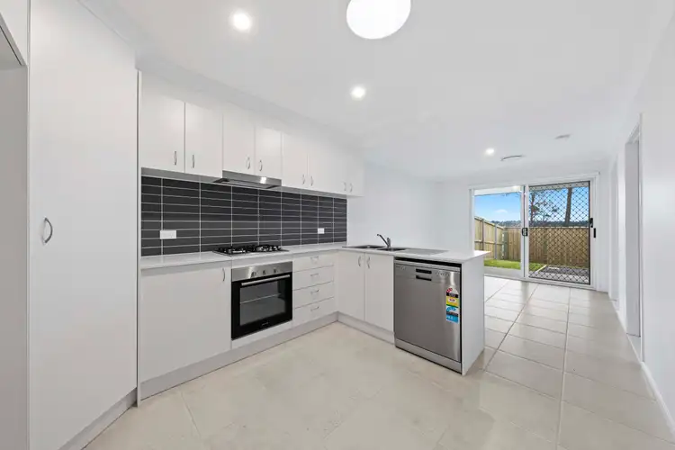 1/66 Malachite Street, Chisholm NSW 2322