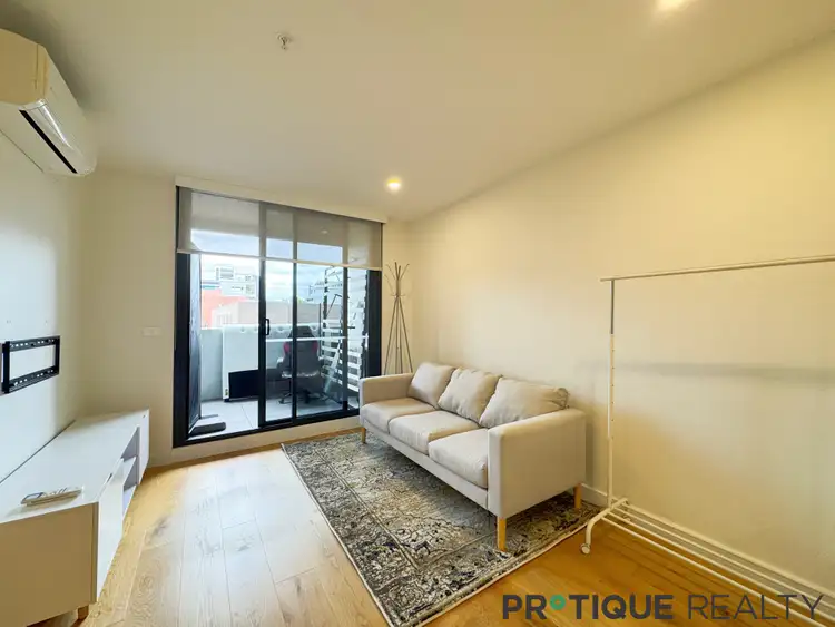 210/23 Batman Street