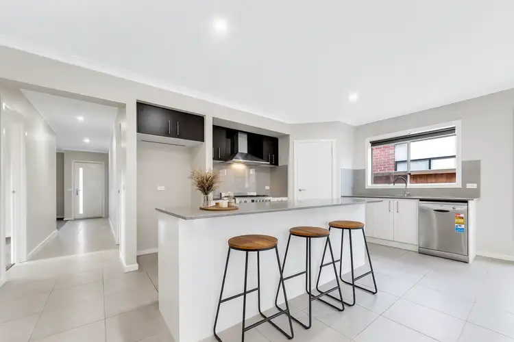 Fifth view of Homely house listing, 8 Tangerine Road, Manor Lakes VIC 3024