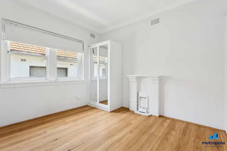 Fourth view of Homely apartment listing, 4/2-4 Havelock Avenue, Coogee NSW 2034