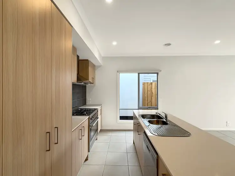 Fourth view of Homely house listing, 16 Murtoa Crescent, Eynesbury VIC 3338