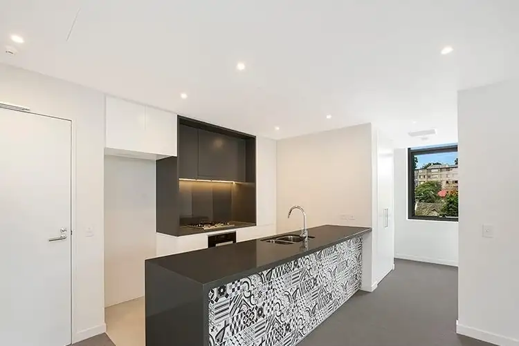 302/86 Wigram Rd, Forest Lodge NSW 2037