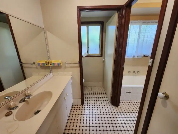 Fifth view of Homely house listing, 4 Spence Place, St Helens Park NSW 2560