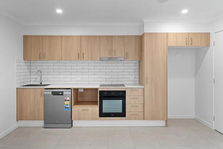 2/2 Luminous Place, Morayfield QLD 4506