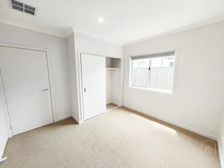 Fourth view of Homely house listing, 11 Taggiasca Drive, Wollert VIC 3750