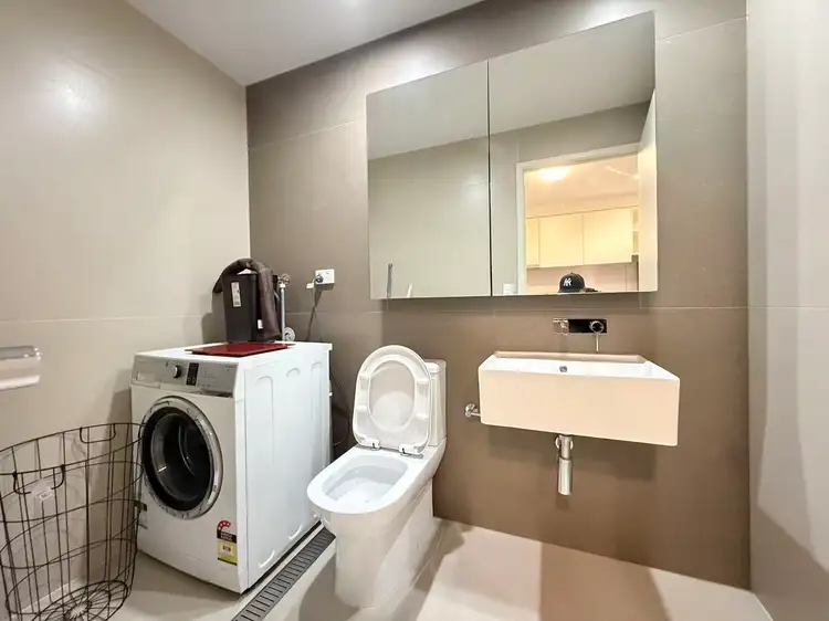 Fourth view of Homely apartment listing, 4406/568 Collins Street, Melbourne VIC 3000