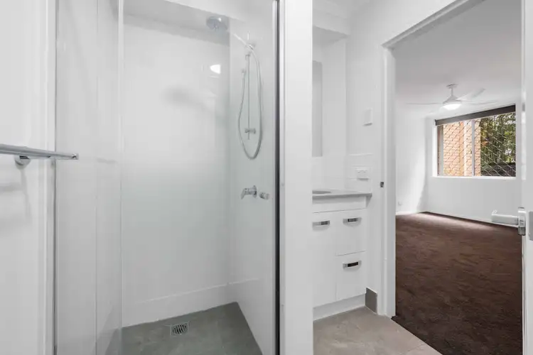 Fourth view of Homely apartment listing, 2/44 Riverview Terrace, Hamilton QLD 4007