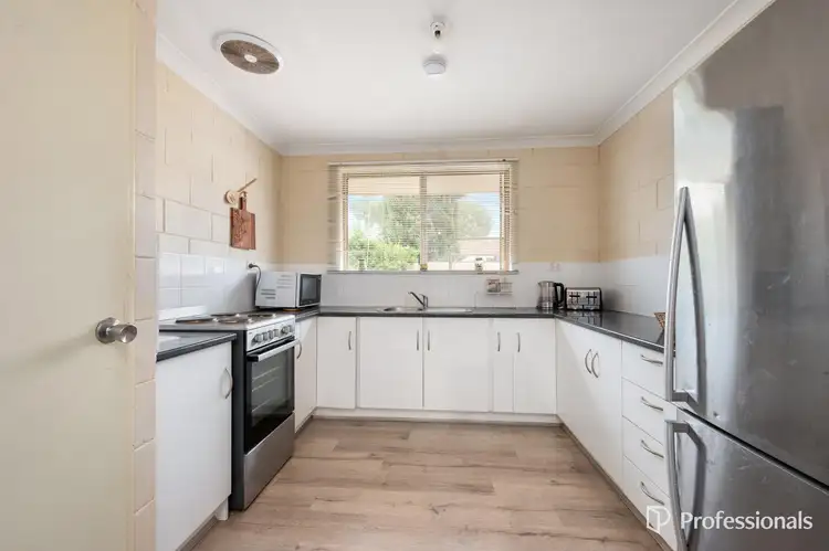 Fifth view of Homely unit listing, 1/1 Kenneally Place, Boulder WA 6432