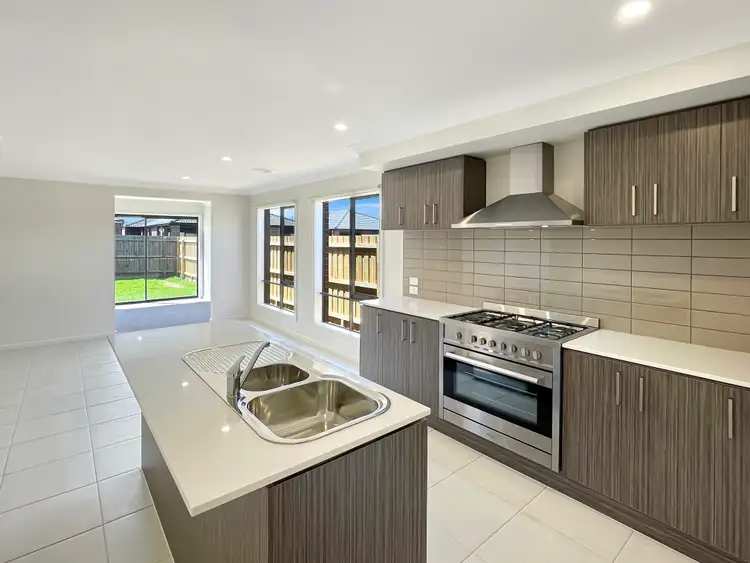 Fourth view of Homely house listing, 5 Millau Street, Wallan VIC 3756
