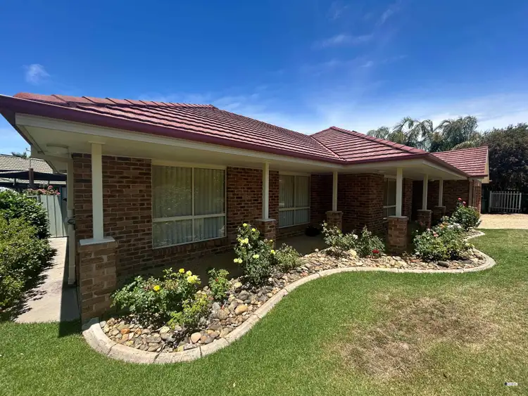 78 Crawshaw Crescent, Glenroy NSW 2640