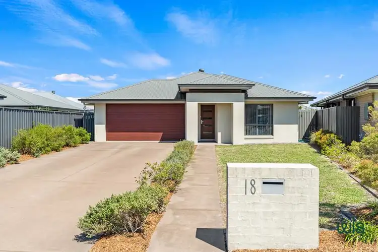 18 Fin Street, Fern Bay NSW 2295