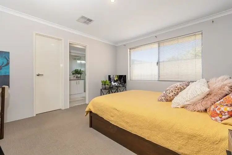 Third view of Homely unit listing, 6/5 Daintree Court, Merriwa WA 6030