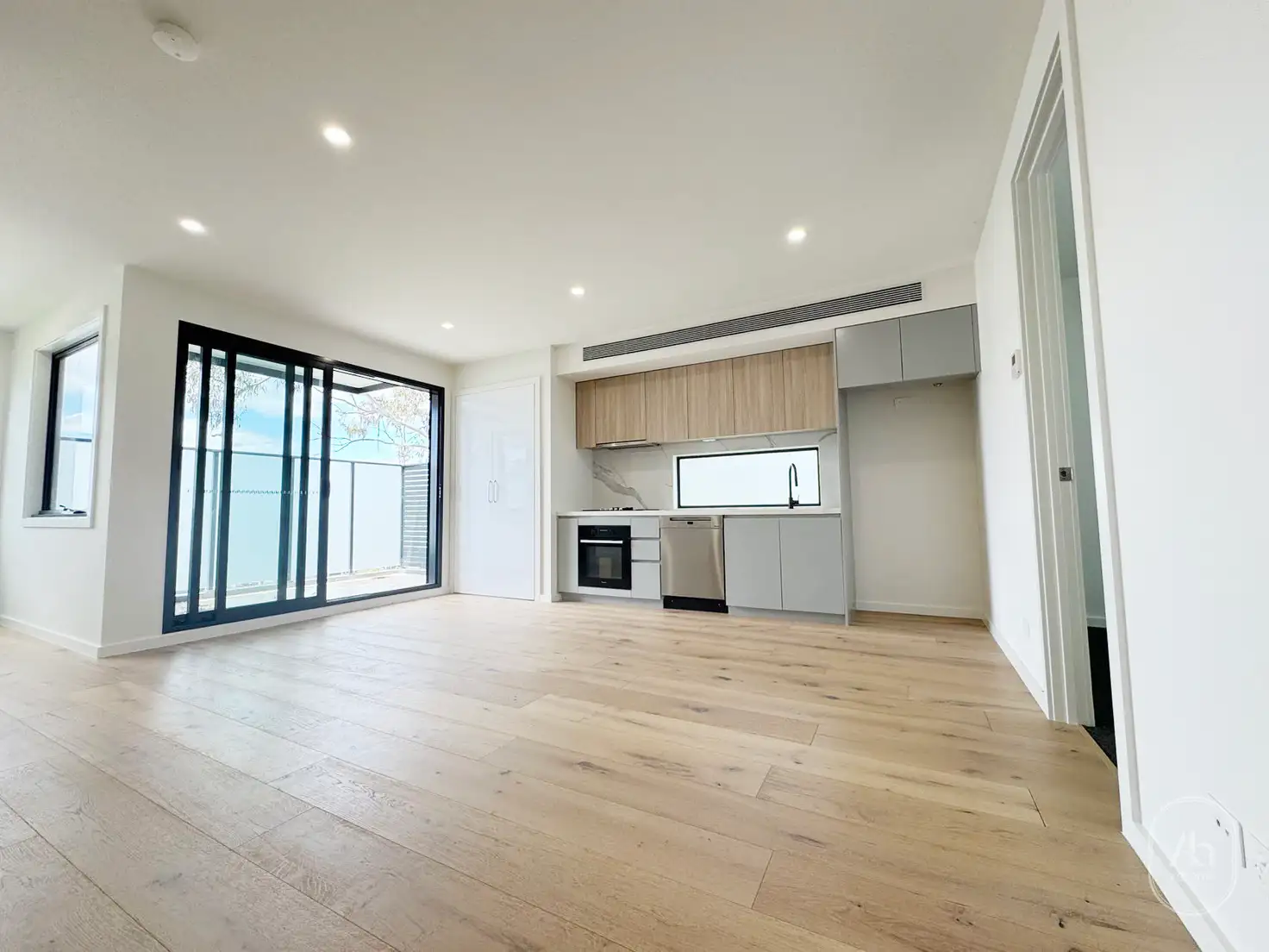 Main view of Homely townhouse listing, 8/40 Whitehorse Road, Blackburn VIC 3130