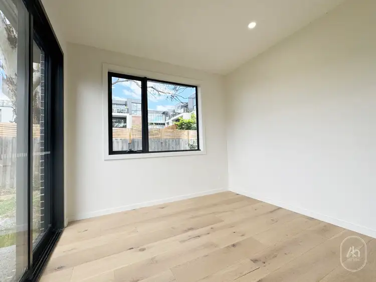 Fourth view of Homely townhouse listing, 8/40 Whitehorse Road, Blackburn VIC 3130