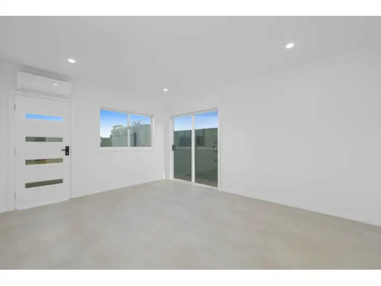 5a Wild Flower Place, Tahmoor NSW 2573