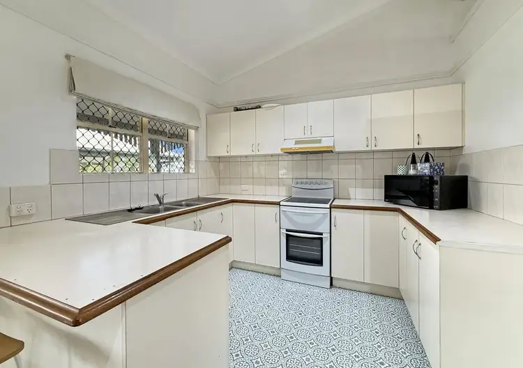 Third view of Homely house listing, 1 Raven Court, Kelso QLD 4815