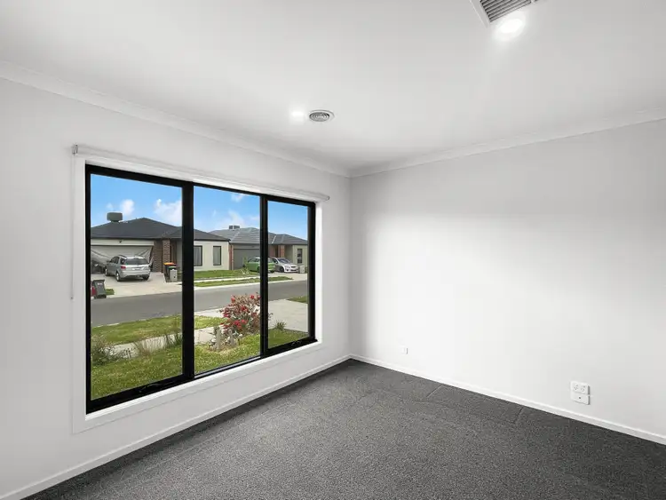 Second view of Homely house listing, 4 Ivanhoe Road, Wallan VIC 3756