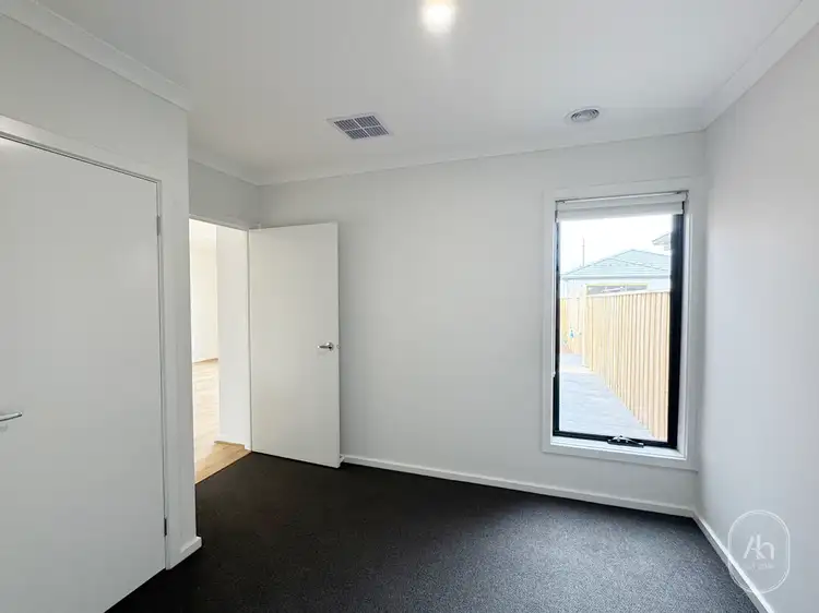 Third view of Homely house listing, 17 Mistletoe Drive, Strathtulloh VIC 3338