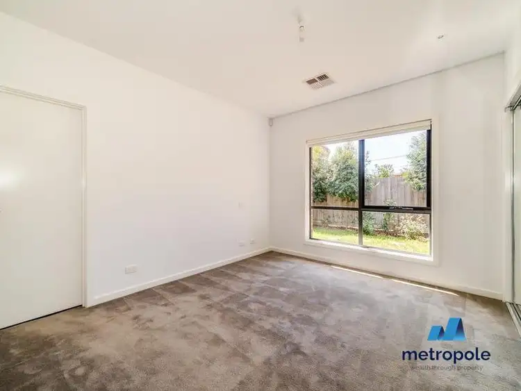 Fourth view of Homely unit listing, 2/3 McLaren Street, Mount Waverley VIC 3149