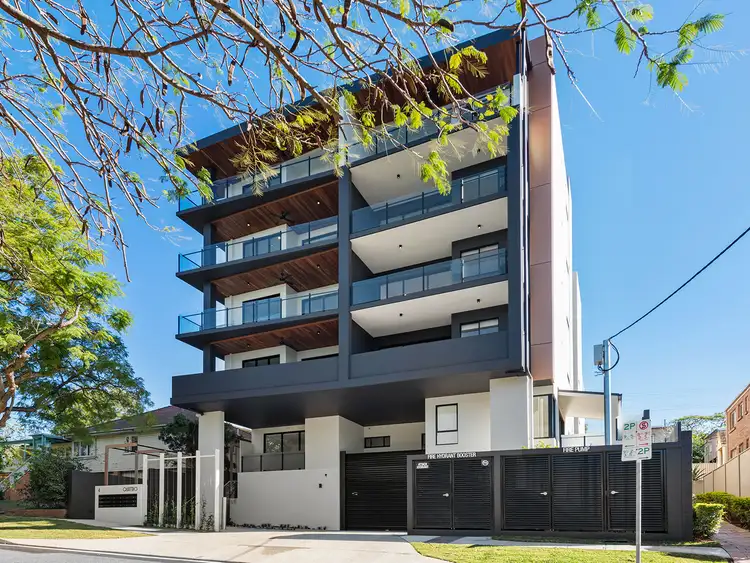 10/4 Shirley St, Indooroopilly QLD 4068