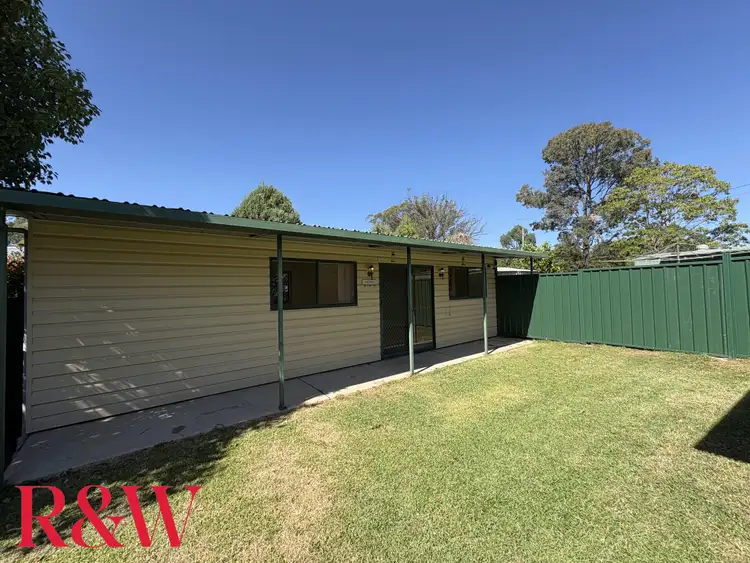 2A Windeyer Street, Thirlmere NSW 2572