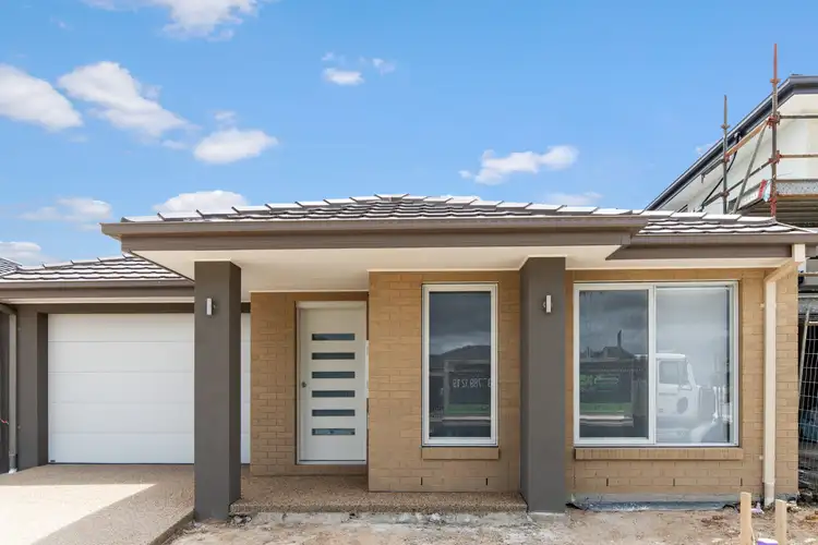 5 Jarrahwood Circuit, Clyde VIC 3978