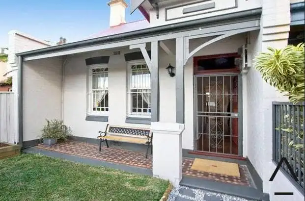 2 Llewellyn Street, Enmore NSW 2042