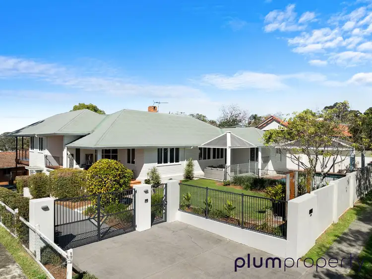 169 Hawken Drive, St Lucia QLD 4067