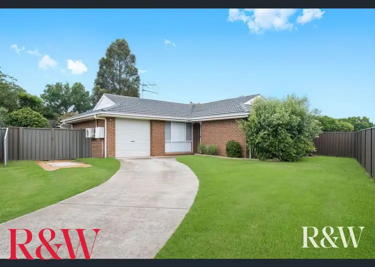 10 Fishburn Place, Narellan NSW 2567