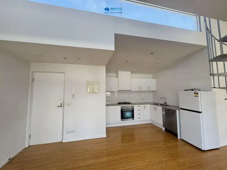 10/28 Clifton Street