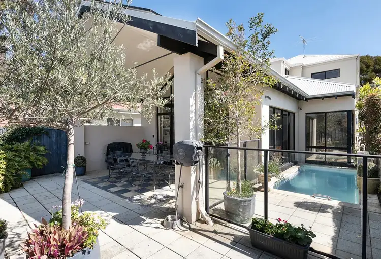 35A Devon Road, Swanbourne WA 6010