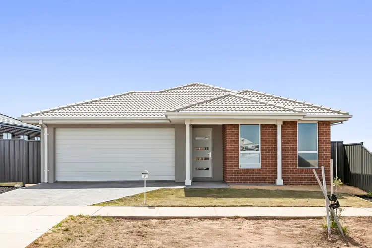 9 Halligan St, Lucas VIC 3350