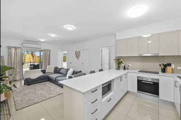 6/12 Drayton Terrace, Wynnum QLD 4178